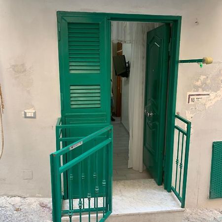 Апартаменти La Casa Dei Nonni Неаполь Екстер'єр фото